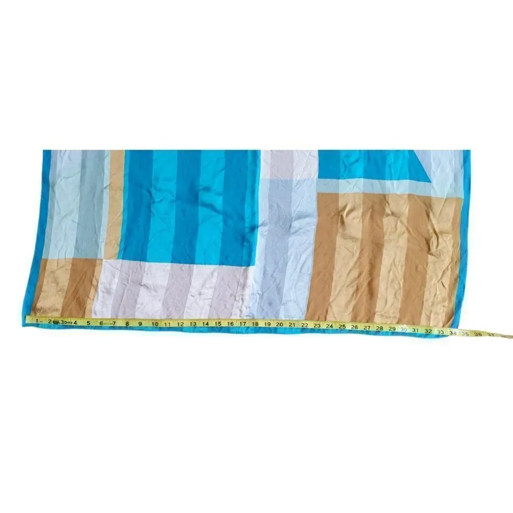Vintage Oscar de la Renta SIlk Scarf Sze 33x34